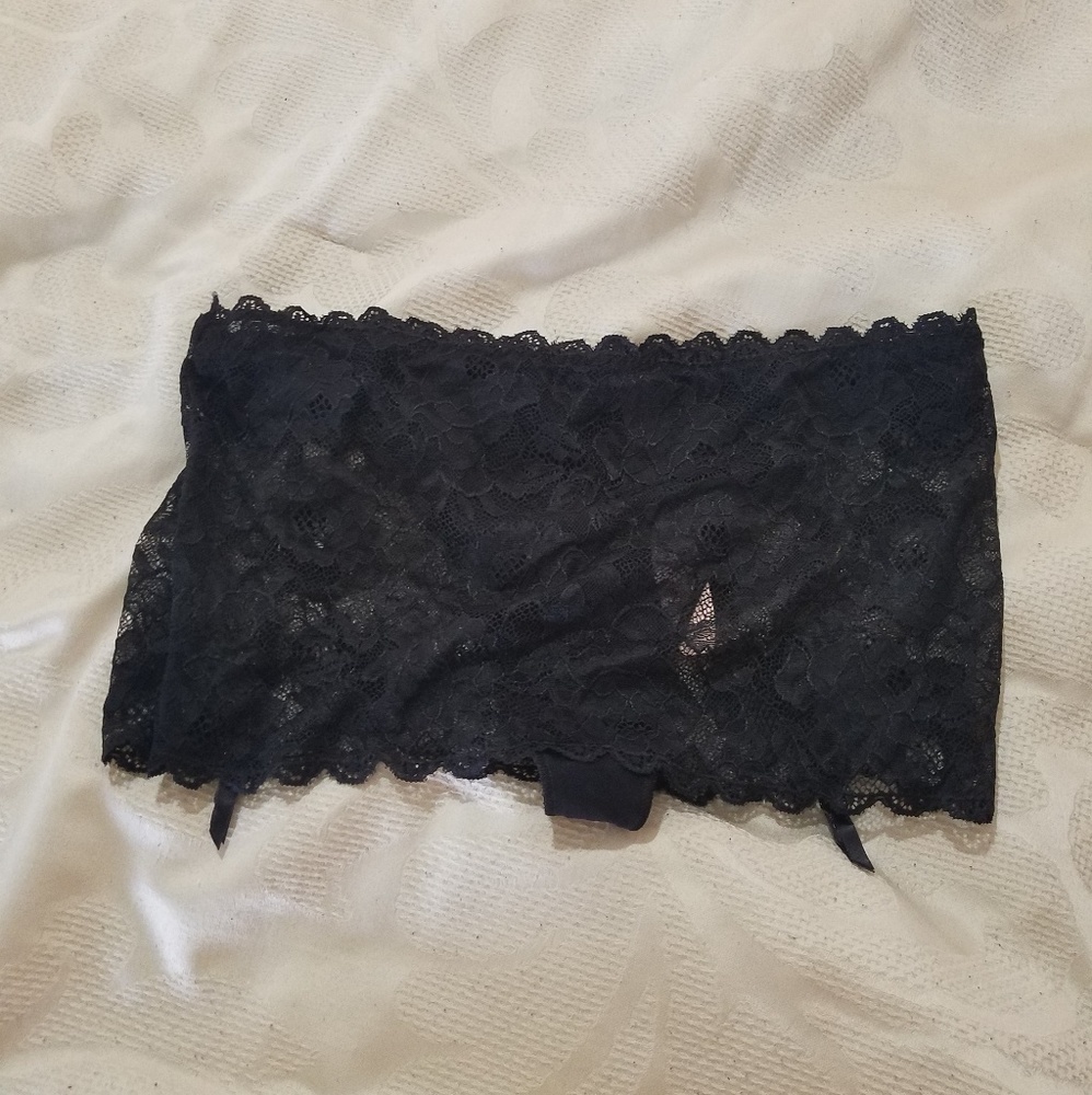 NWT VS Garter skirt